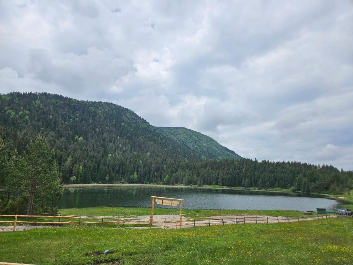 Apartmani Jezero Žabljak Exterior foto